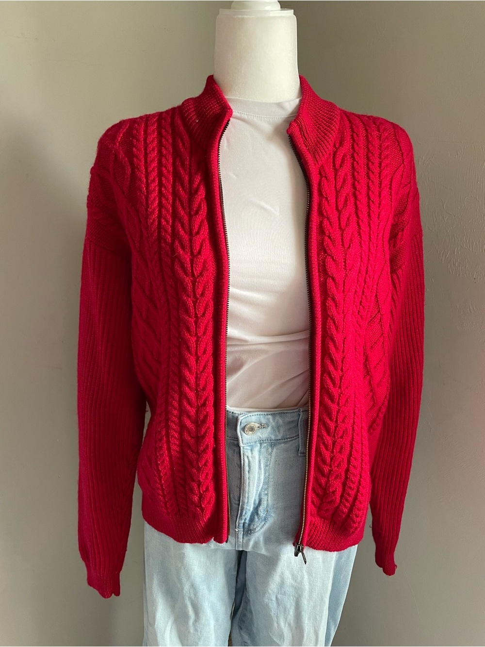 Vintage G.H. Bass & Co. Red Cable-Knit Zip Chunky Cardigan